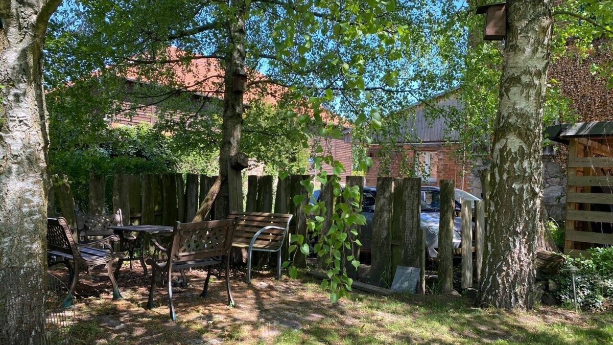 Leuenberg Condo | Modern apartment from 4.10 to 31.10 and from 1.1 to 31.3 no rental possible.