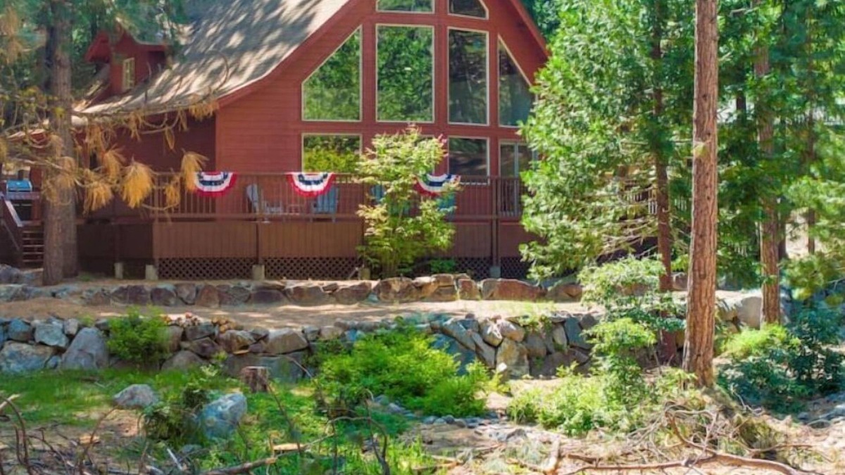 Plumas Eureka Estates House | Modern A-Frame Cabin @ Graeagle