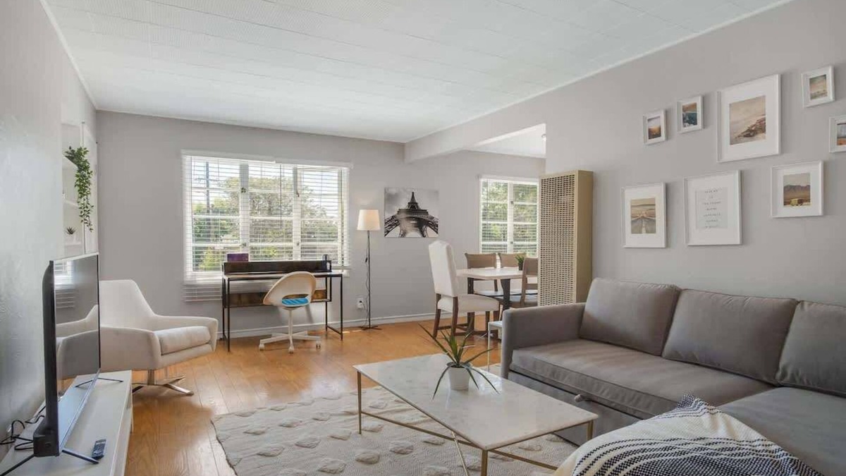 North Berkeley Apartment | Modern Abode 2BD with Garden and Garage