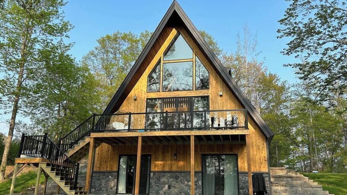 Bemidji House | Modern Aframe on a Pristine Private Lake