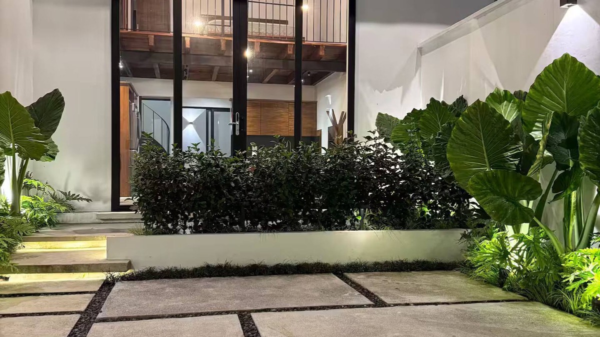 Santa Ana Villa | Modern and architectural loft