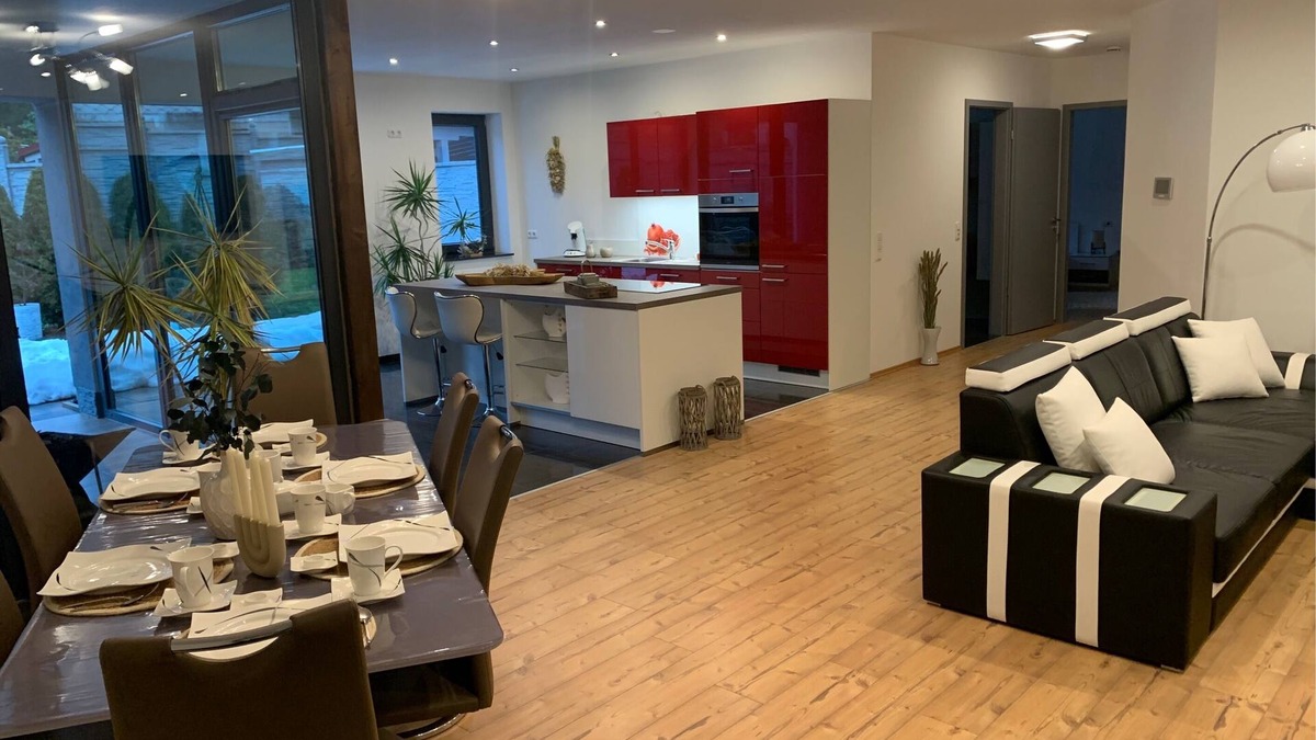 Lauscha Apartment | Modern and barrier-free holiday apartment boho style, bookable massages possible