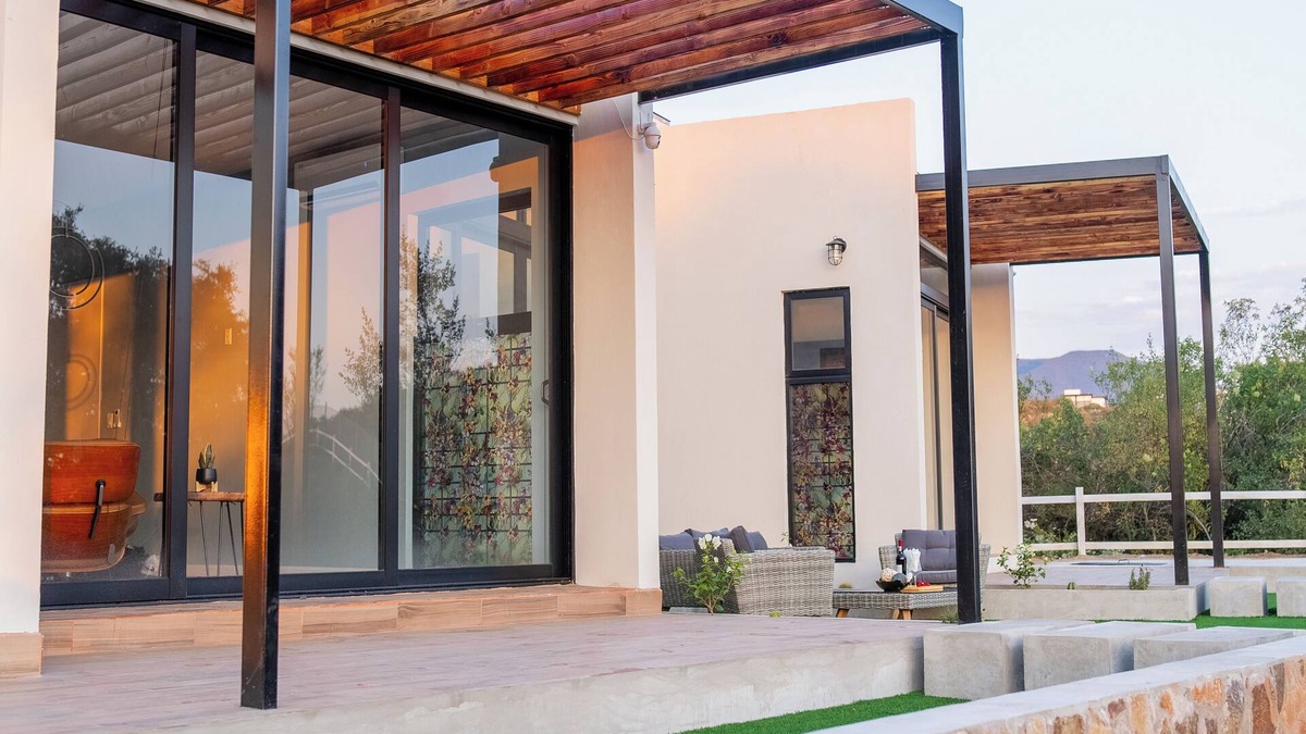 San Antonio de las Minas House | Modern and beautiful full new home for up to 8 people in Valle de Guadalupe