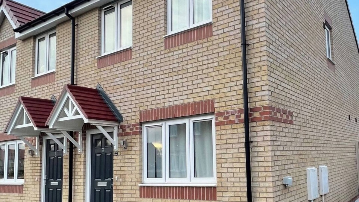 Winsford House | Modern and Bright 3BD House