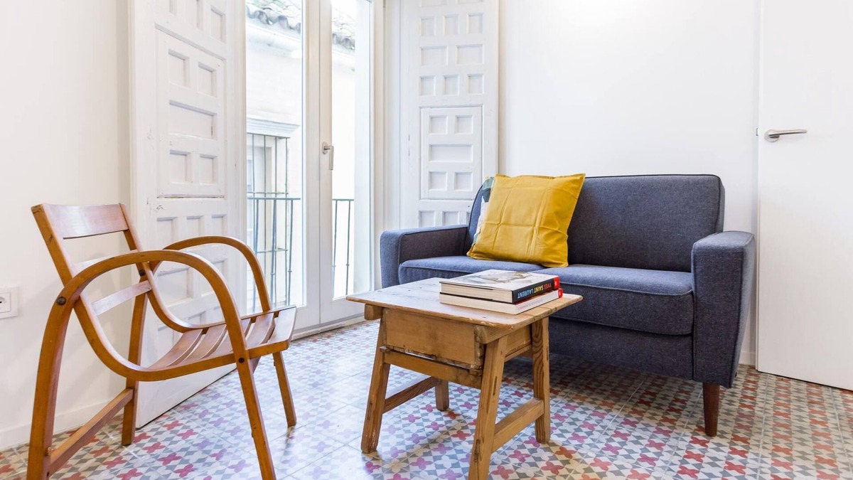 Santa Cruz Apartment | Modern and charming pied a terre in the centre of Seville, with communal terrace