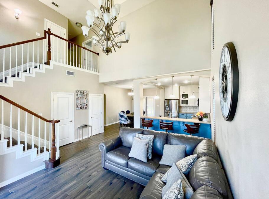 Pharr House | Modern and cozy house best location