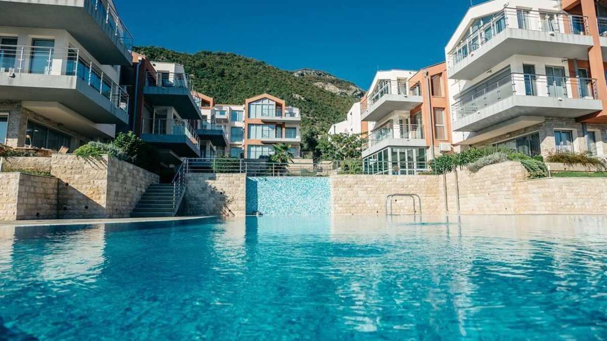 Denovici Apartment | Modern and Luxury Apartment/Acacia Hill/Kotor Bay Stunning View/Infinity Pool