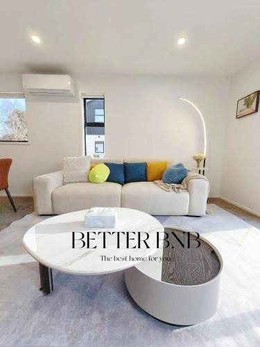 Trentham House | Modern and New 3 Beds fancy home