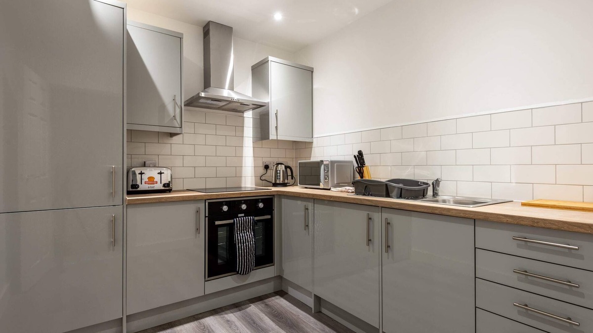 Rotherham Apartment | Modern and Spacious Central Rotherham Studio