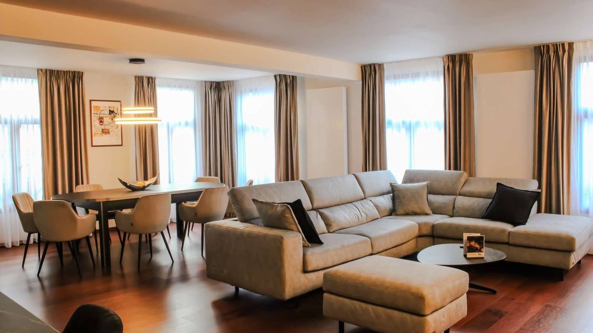 Antwerp Apartment | Modern and Stylish! Luxury apartment in the center of Antwerp. Private parking and fully serviced.