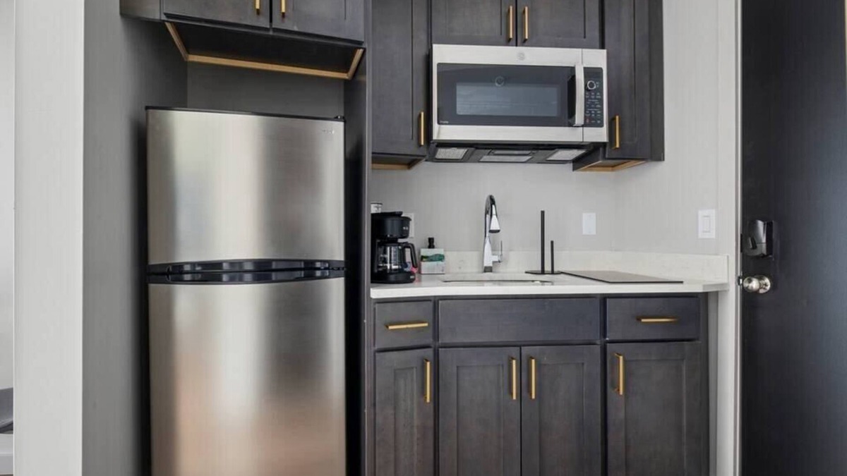 Middletown Apartment | Modern and Stylish Studio in Middletown
