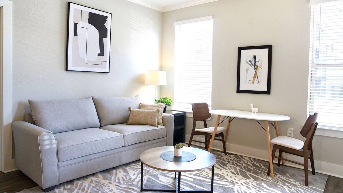 Briargate Apartment | Modern Apartment in Prime Location (ID2045X42)