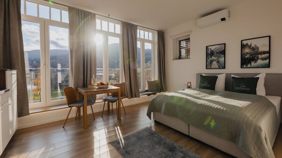 Miltenberg Apartment | Modern apartment (32 sqm) with fully equipped kitchen and XL shower