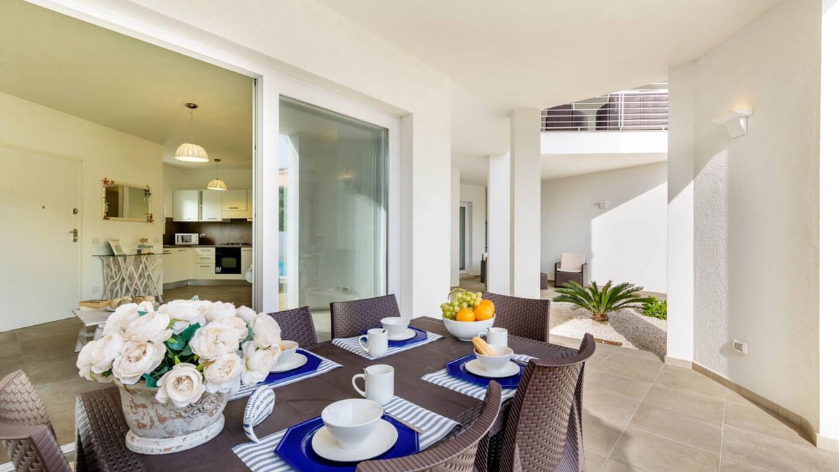 Monte Petrosu Apartment | modern apartment 5 min. from the sea with swimming pool, air conditioning and wi-fi