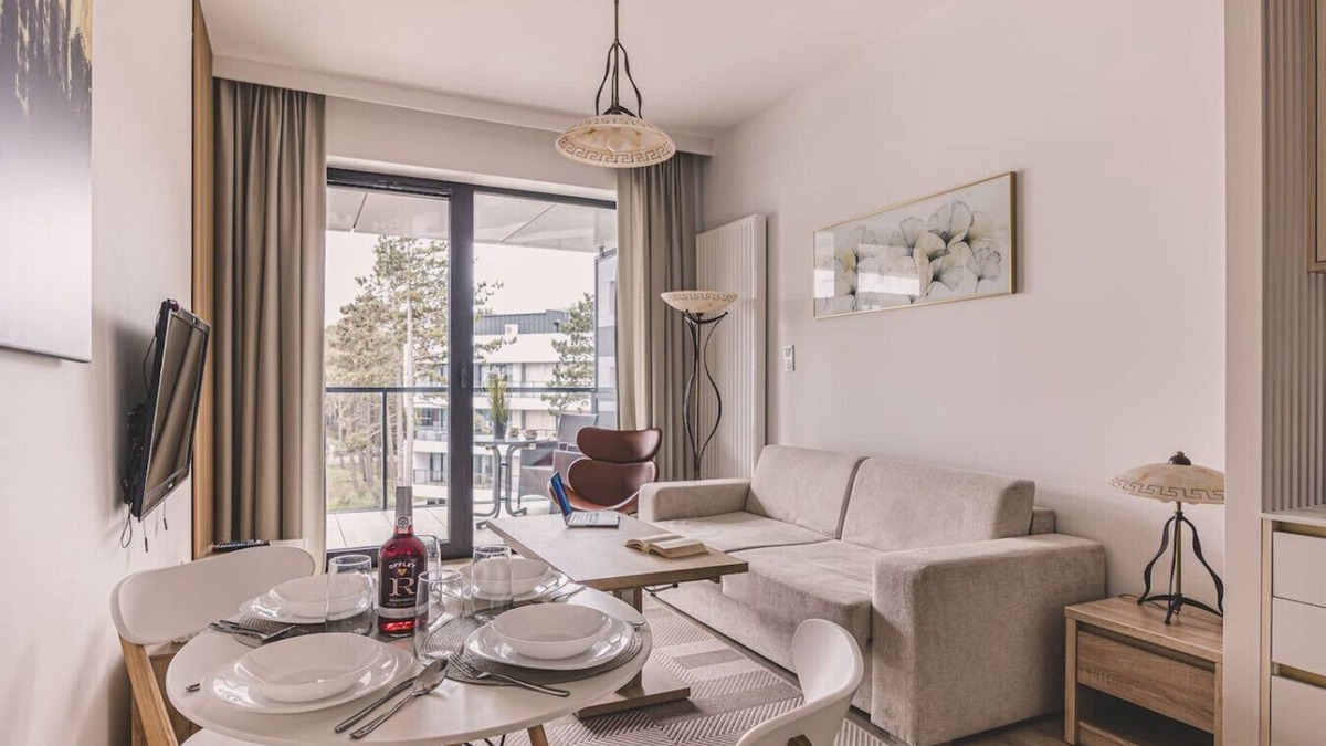 Trzebiatow Apartment | Modern Apartment by the Dunes