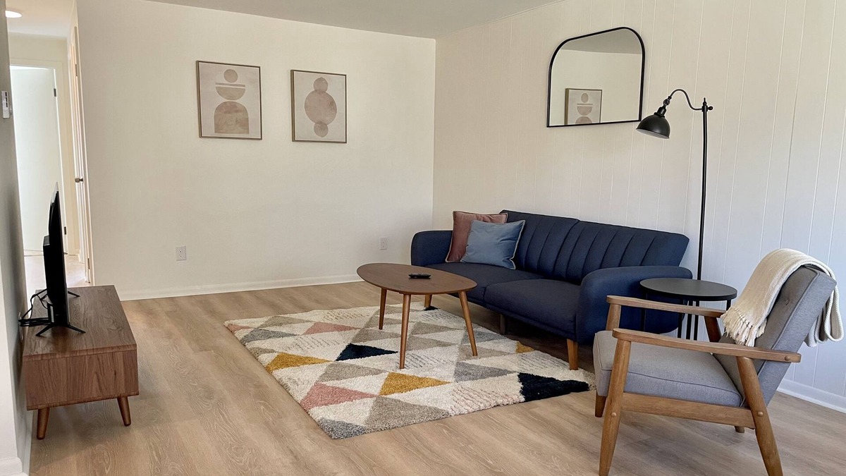 Mansfield Apartment | Modern apartment! Close to IH71!