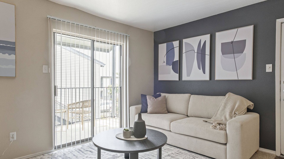 Lake Jackson Apartment | Modern Apartment in Prime Location (ID1004X612)