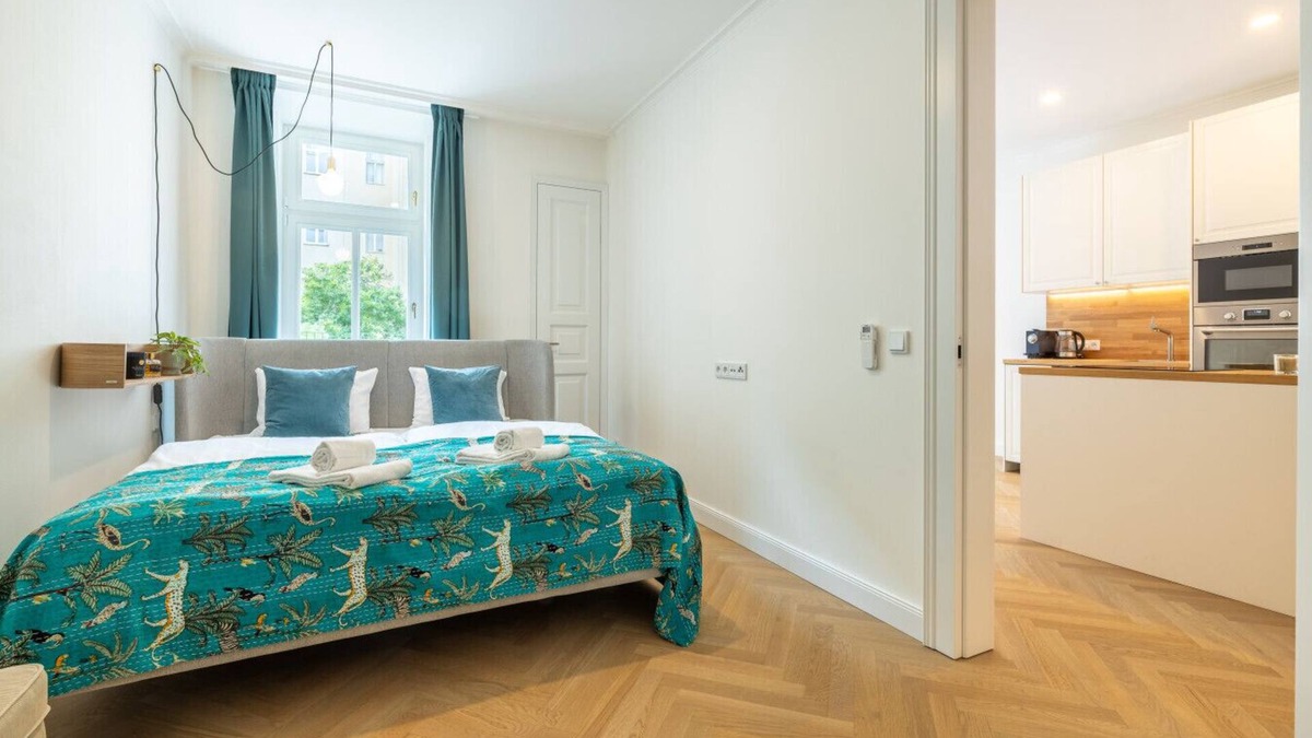 Vinohrady Apartment | Modern Apartment in a Quiet Yet Central Location