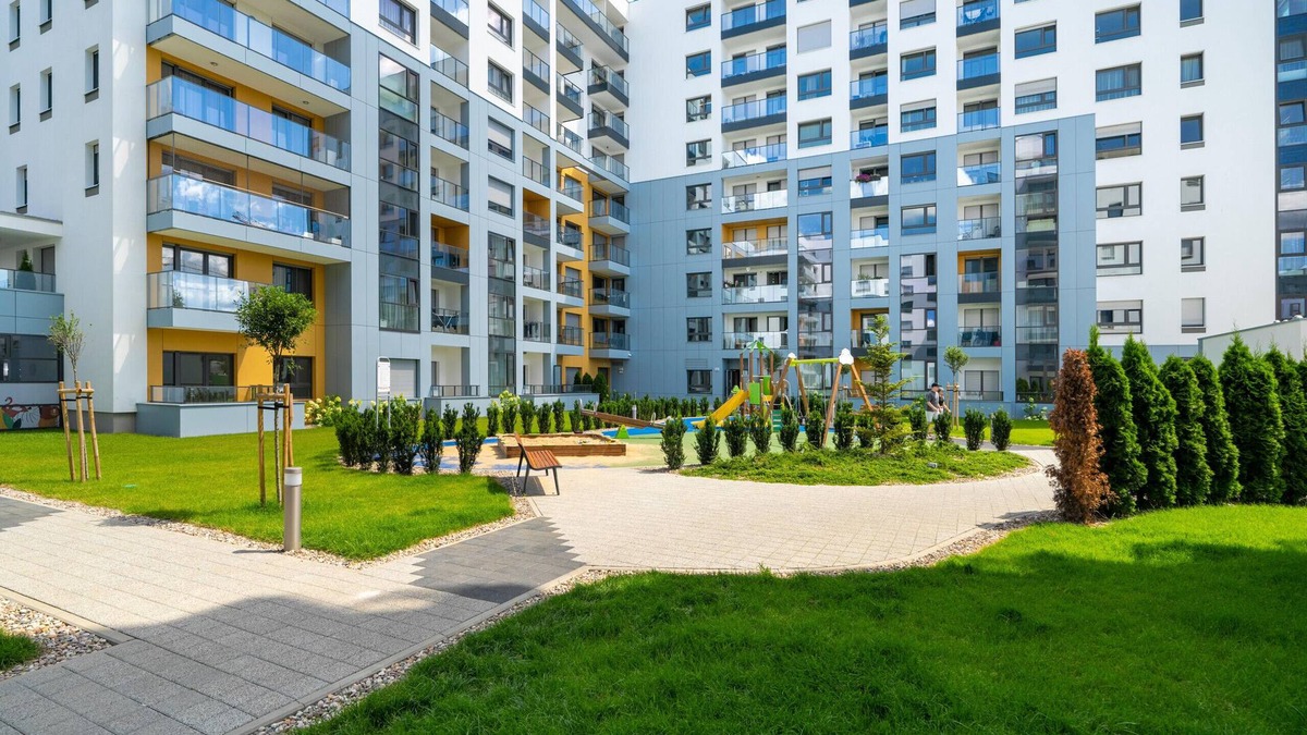 Grunwald Apartment | Modern Apartment in a Quiet District of Poznań | Parking
