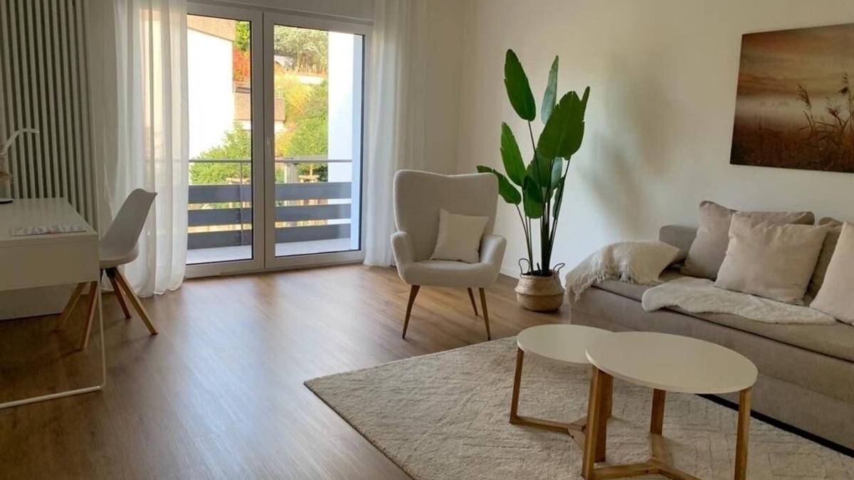 Baden-Baden Apartment | Modern apartment in Baden-Baden (70sqm). On foot into the city and nature.
