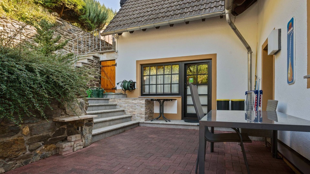 Merschbach Apartment | Modern Apartment in Merschbach Hunsruck