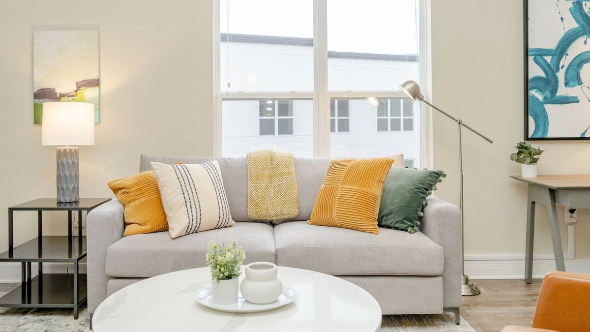 Beachwood Apartment | Modern Apartment in Prime Location (ID2685X5)