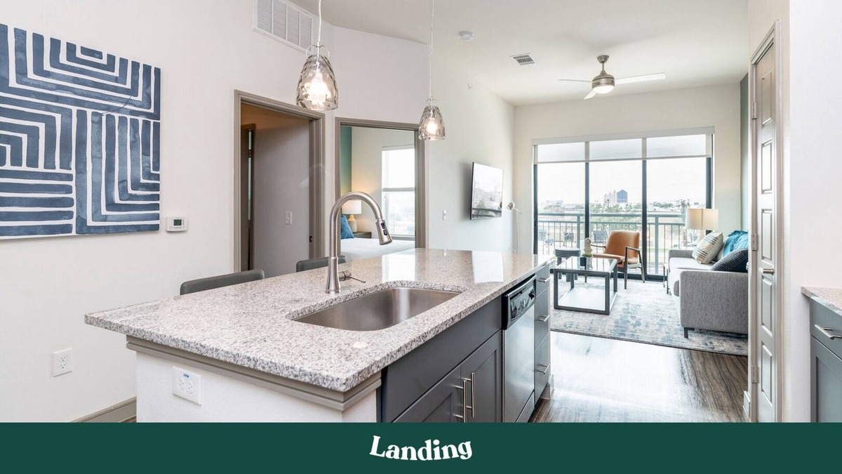Falconhead Apartment | Modern Apartment in Prime Location (ID3087)