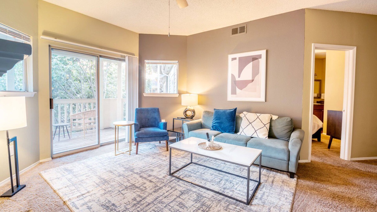 Blue Ash Apartment | Modern Apartment in Prime Location (ID2947X30)