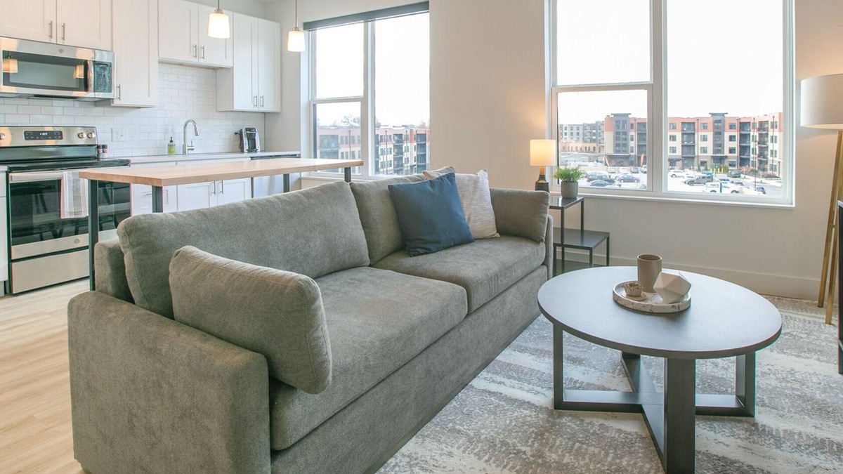 Blue Ash Apartment | Modern Apartment in Prime Location (ID7158X72)