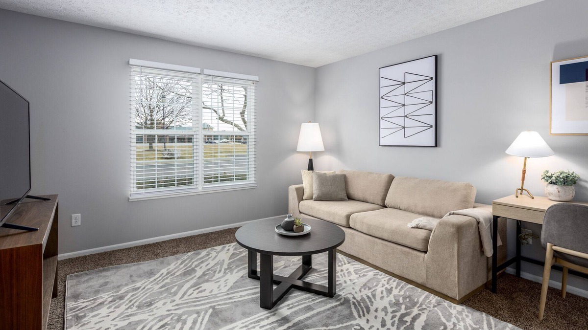 Lewis Center Apartment | Modern Apartment in Prime Location (ID9104X76)