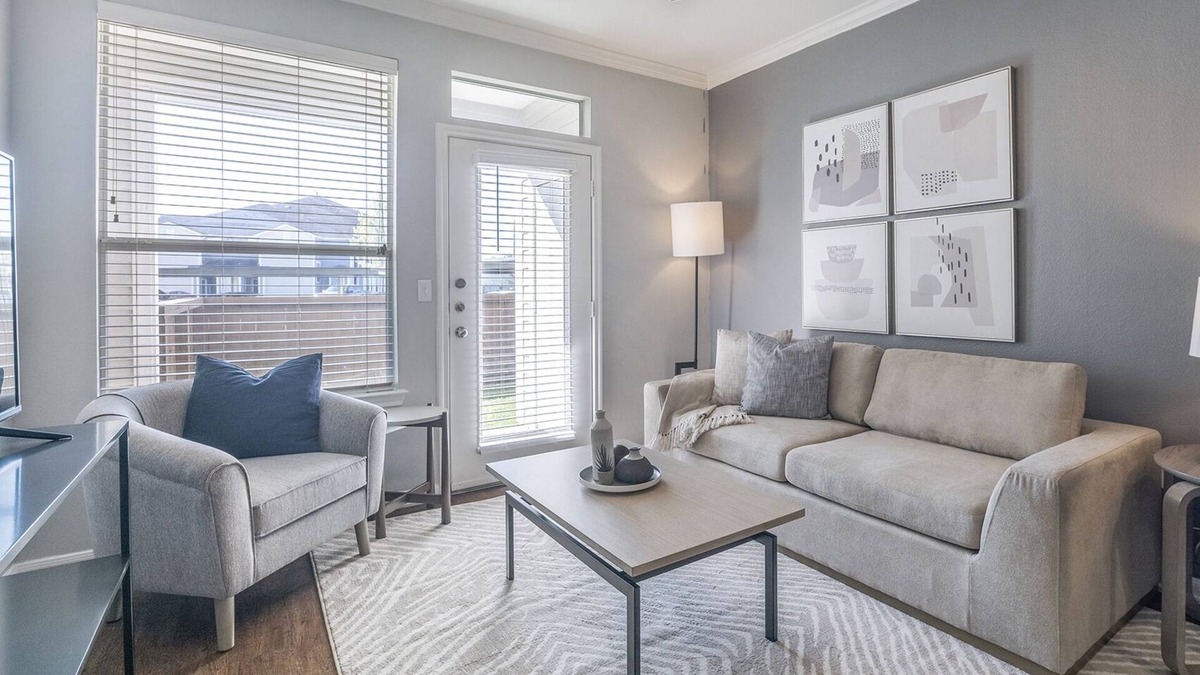 Atascocita Apartment | Modern Apartment in Prime Location (ID8343X22)
