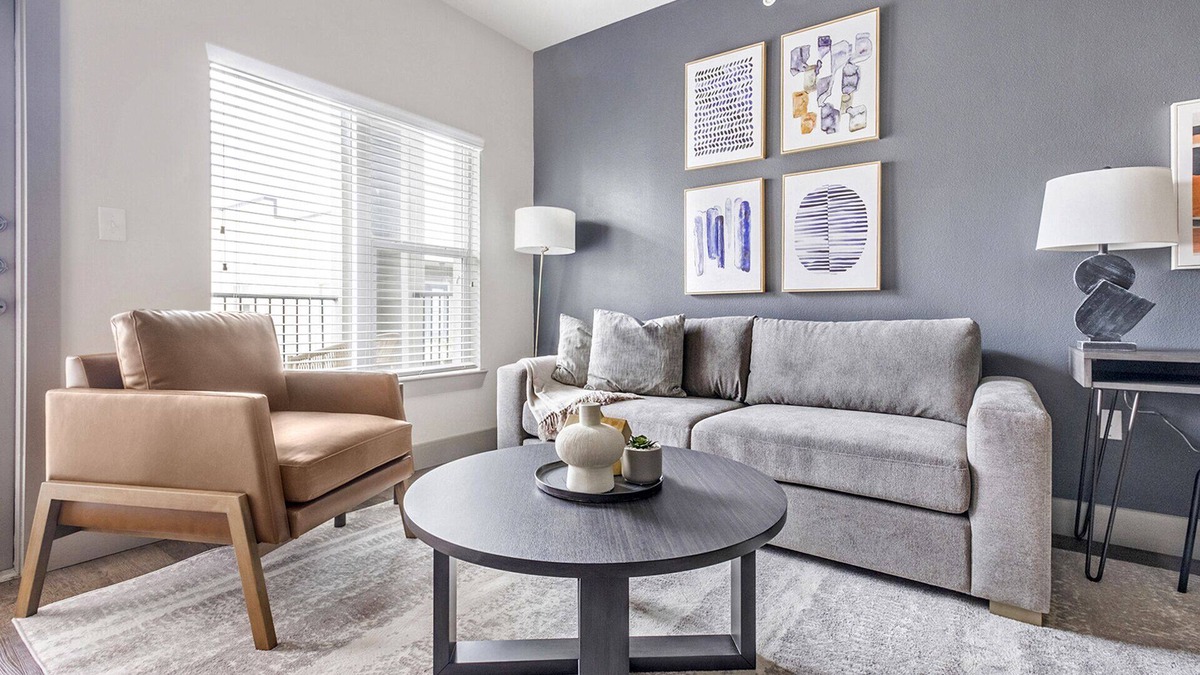 Barker Apartment | Modern Apartment in Prime Location (ID1243X191)