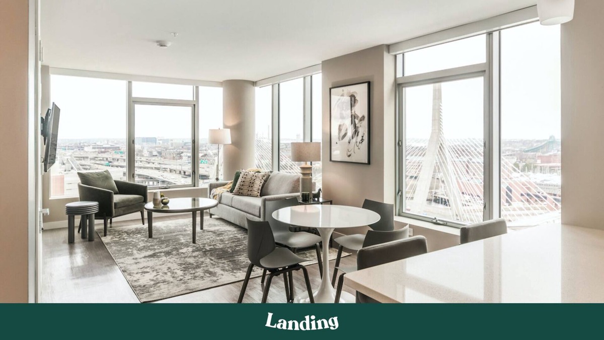 Sunbury Apartment | Modern Apartment in Prime Location (ID4158X08)