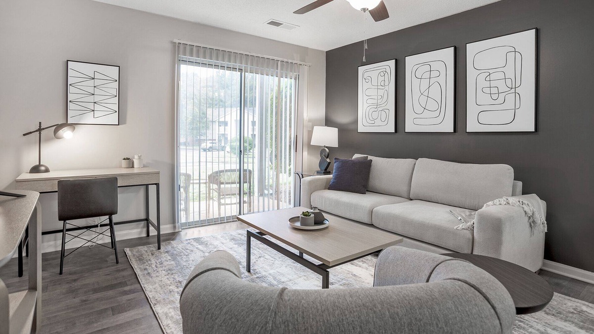 Dallas Apartment | Modern Apartment in Prime Location (ID1201X619)