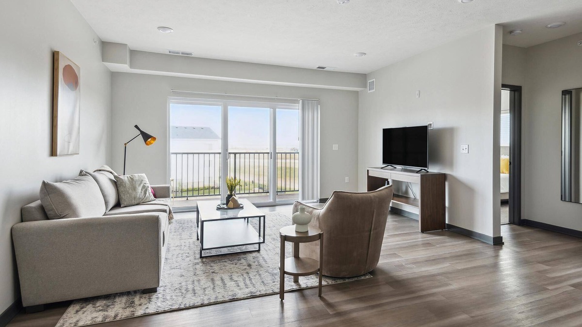 Valley Apartment | Modern Apartment in Prime Location (ID8800X61)
