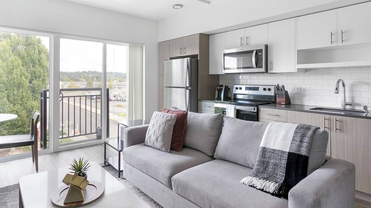 Kent Apartment | Modern Apartment in Prime Location (ID1963X41)