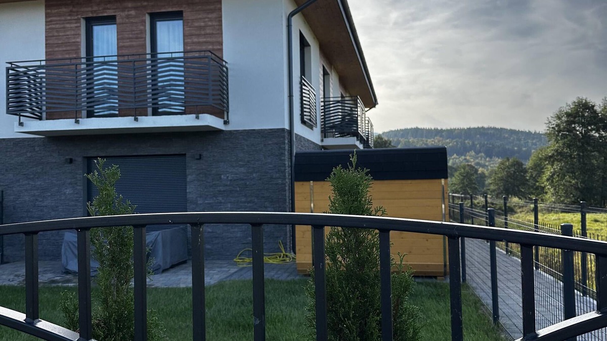 Sosnowka Apartment | Modern apartment in the Karkonosze Mountains. Spacious with a nice view
