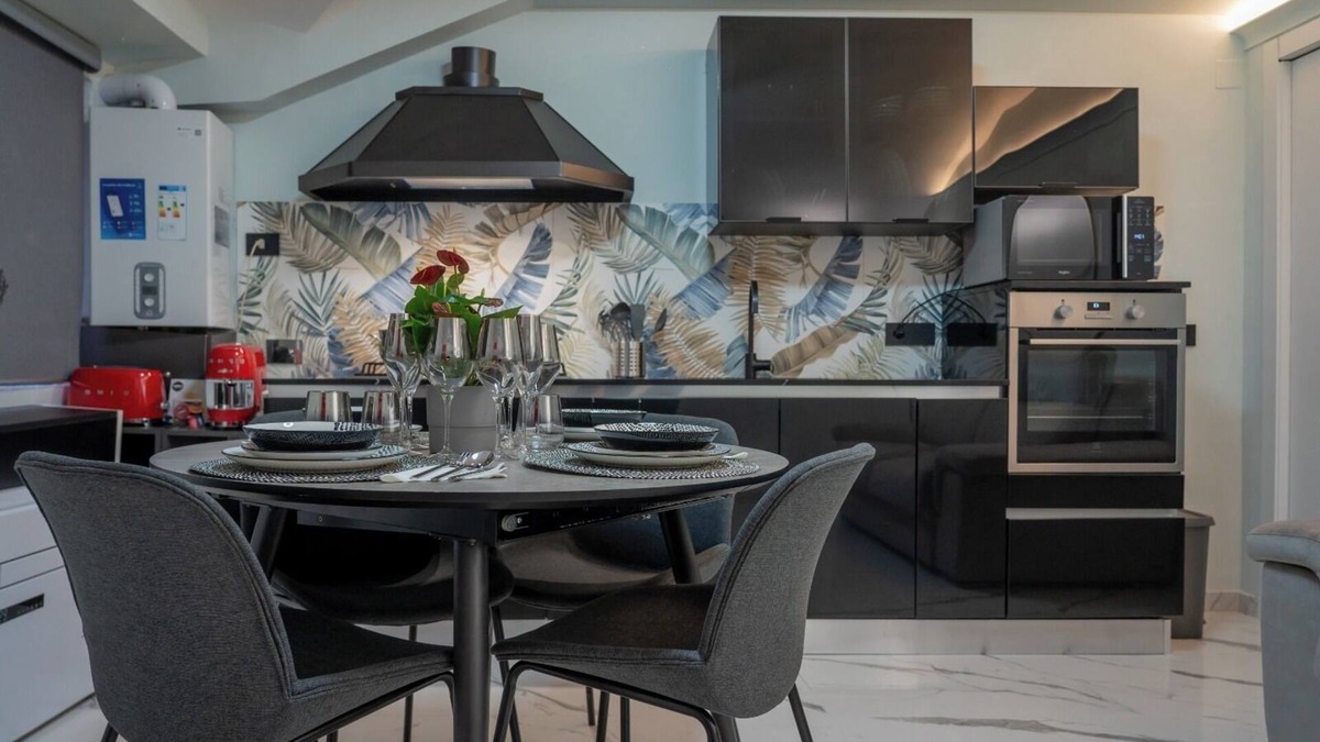 Genoa Historical Centre Apartment | Modern apartment in the heart of Genoa's historic center
