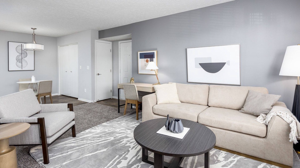 Lewis Center Apartment | Modern Apartment in Prime Location (ID8607X44)