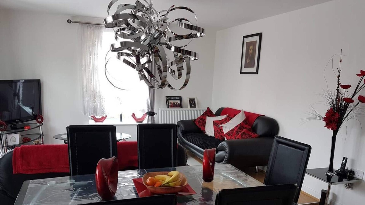 Ebbsfleet Valley Apartment | Modern Apartment minutes from central London, UK