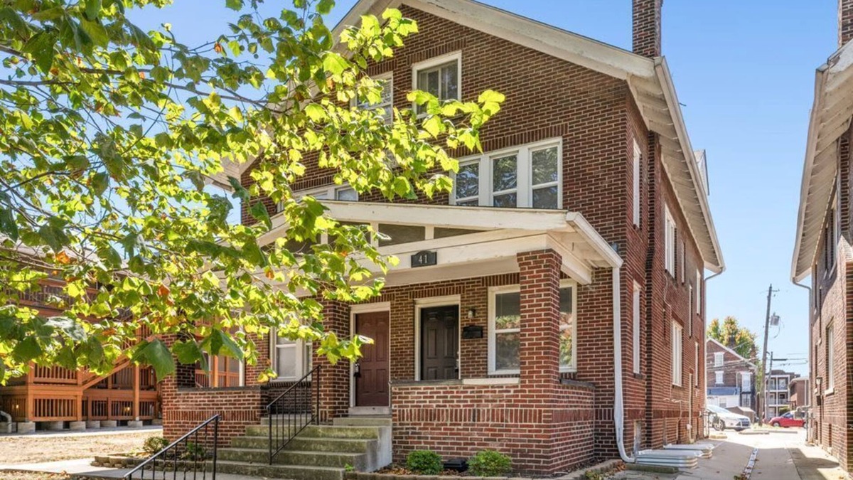 University District Apartment | Modern Apartment Near OSU Campus and Ohio Stadium
