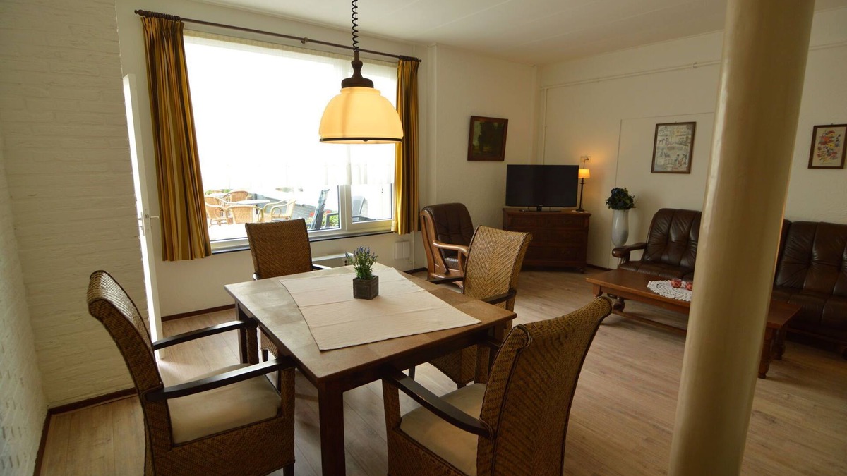 Strucht Apartment | Modern Apartment in Schin op Geul near Valkenburg