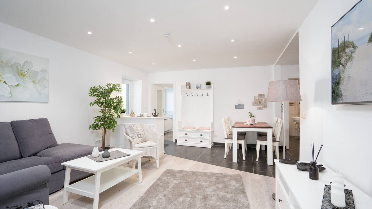 Hohenfelde Apartment | Modern apartment on the Baltic Sea/vacation with your own horse