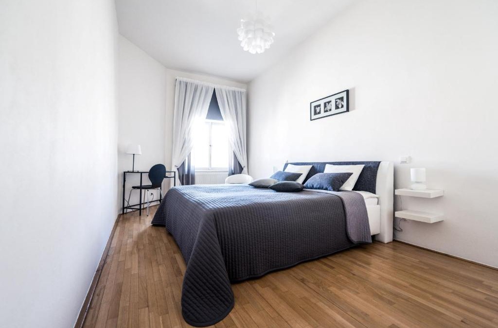 Vinohrady Apartment | Modern Apartment Riegrovy sady
