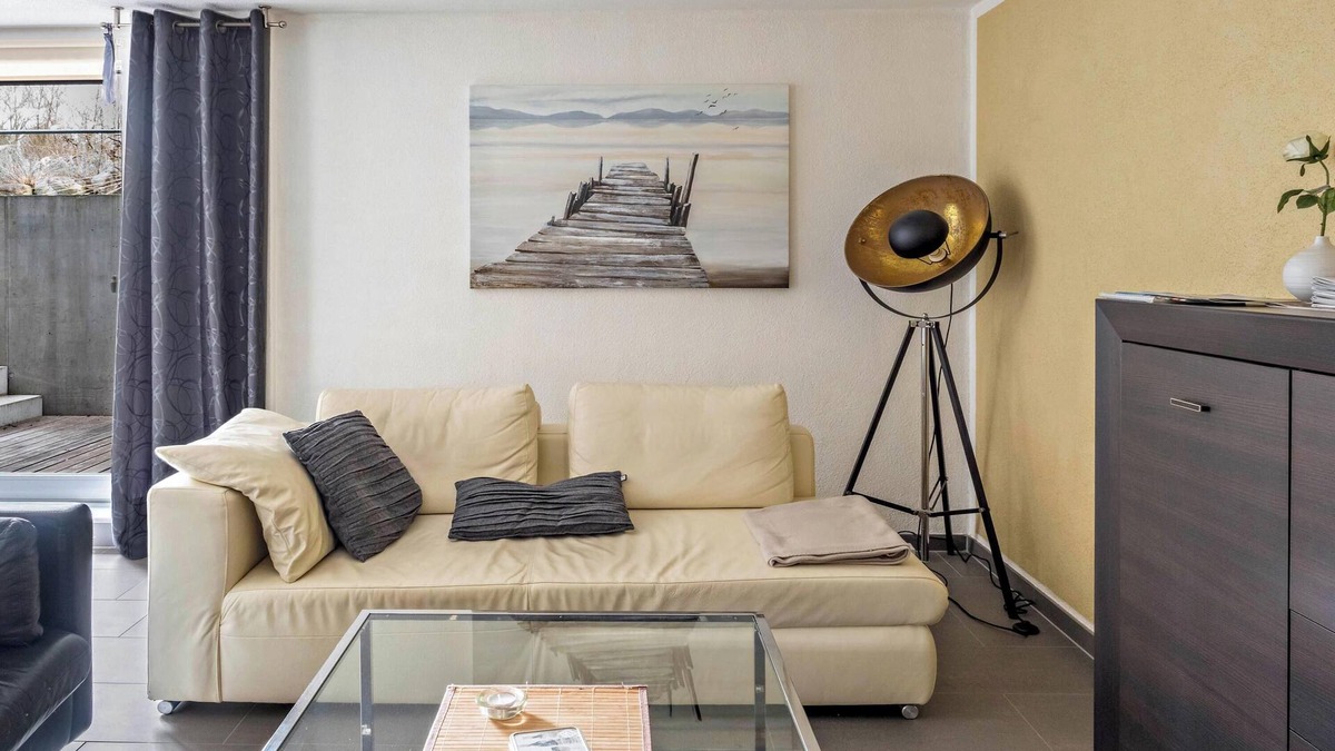 Moos Apartment | Modern Apartment Steg 1 in Quiet Location with Garden, Terrace & Wi-Fi