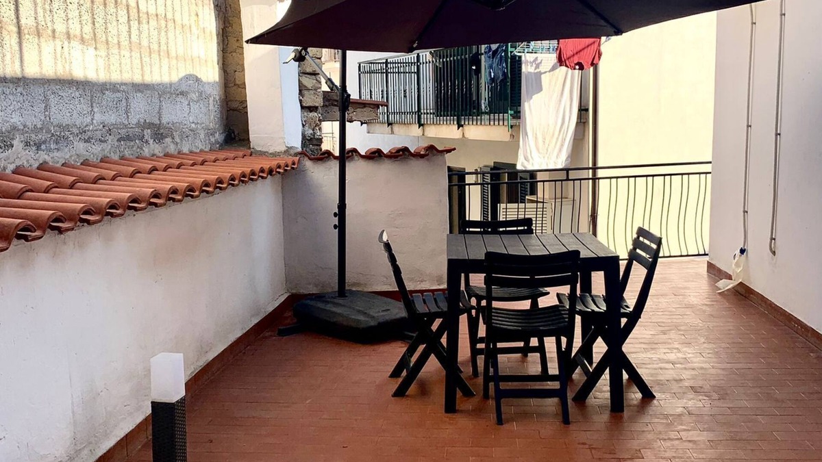 Fondi Apartment | Modern apartment + Terrace - a few km from Sperlonga