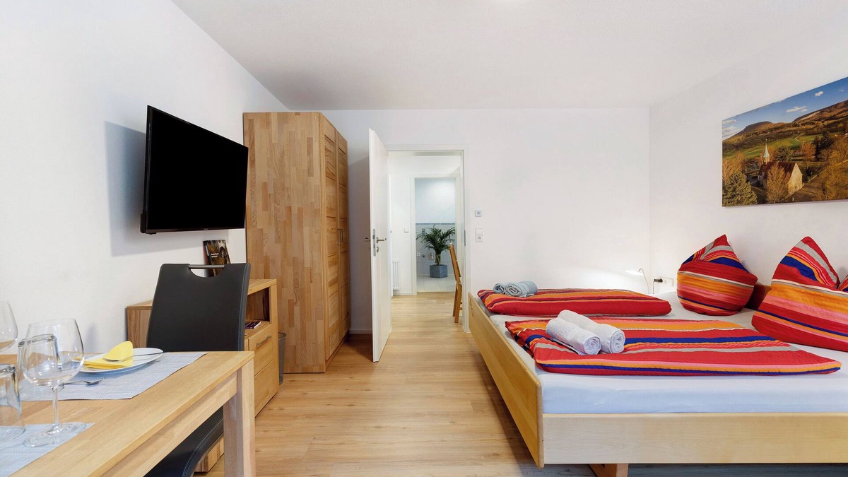 Moessingen Apartment | Modern Apartment Willi 30 Sqm