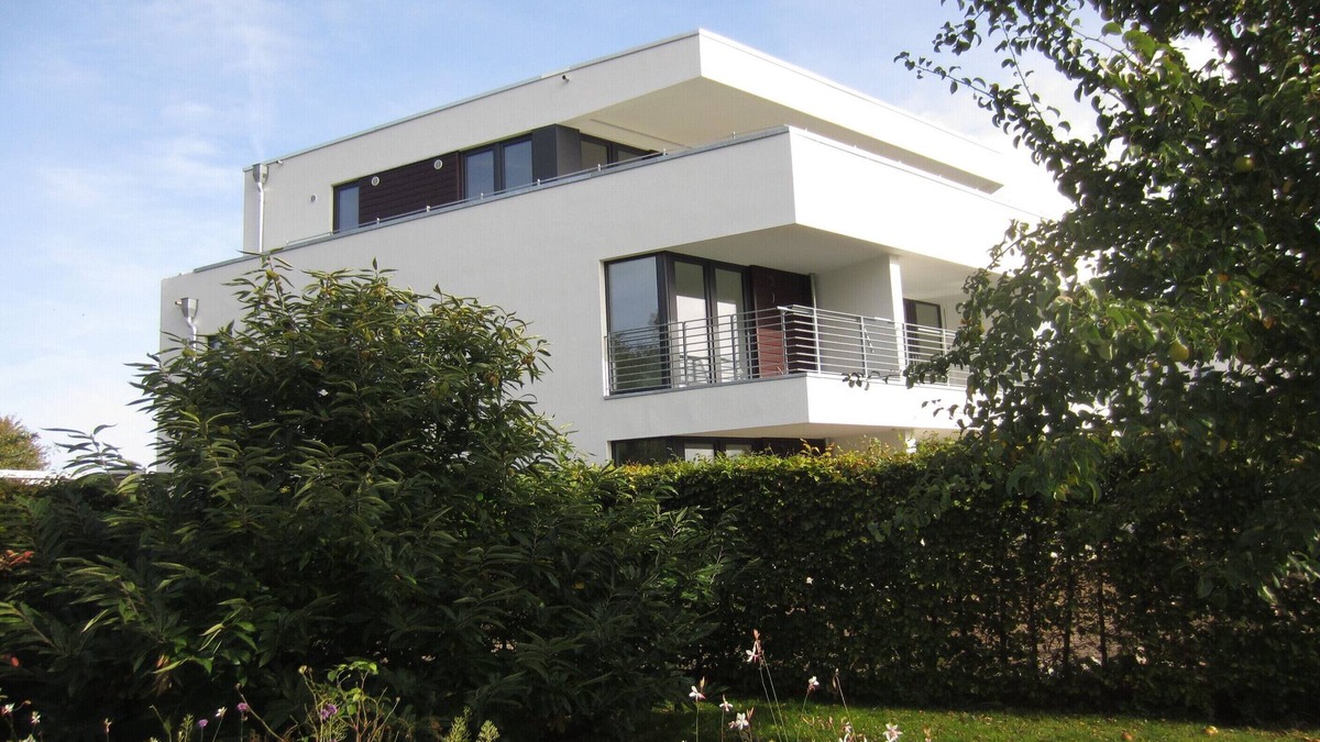 Altefaehr Apartment | Modern apartment with stunning views of the water and the Rügen Bridge