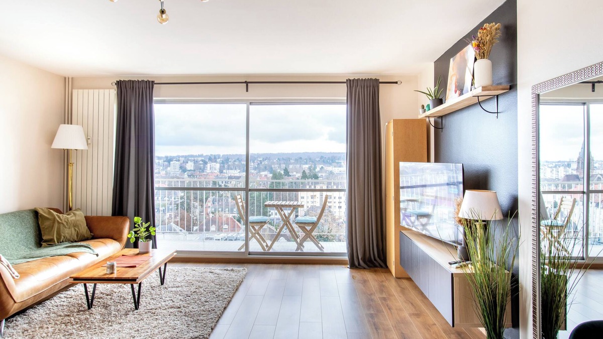 Mulhouse Apartment | Modern Apartment with Panoramic View in Mulhouse – 10th Floor