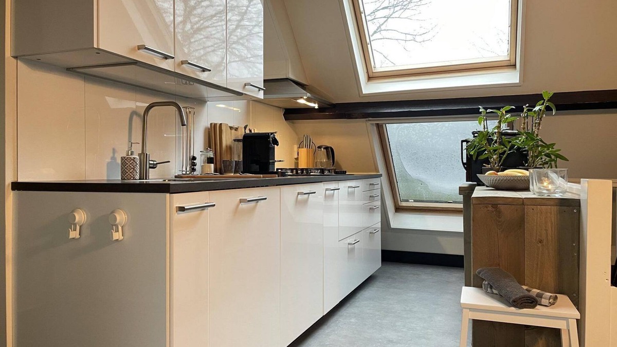 Winssen Apartment | Modern apartment with swimming pool and outdoor kitchen in beautiful, quiet surroundings